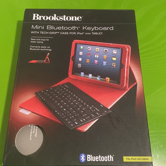 Mini Bluetooth Keyboard - Picture 2 of 3
